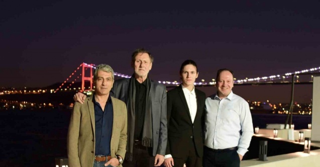 Depremzedeler için buluştular