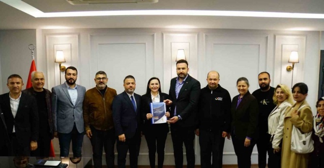 AK Partili Paçacı, milletvekilliği için istifa etti