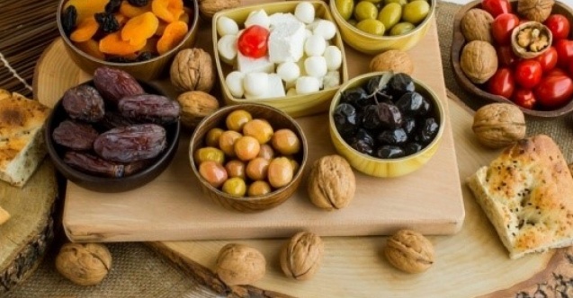 Tokluk hissi sağlayacak oruç dostu besinler