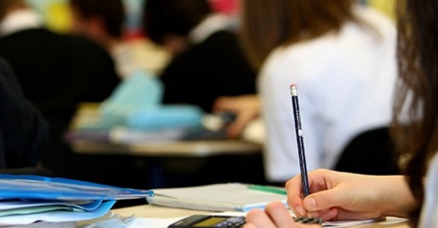 Üniversiteler açılacak mı?