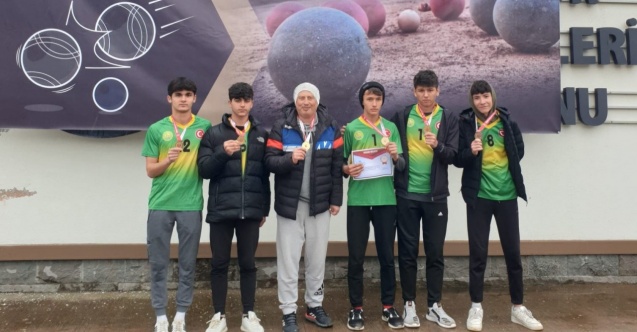 Alaçamlı sporcular başarıya doymuyor