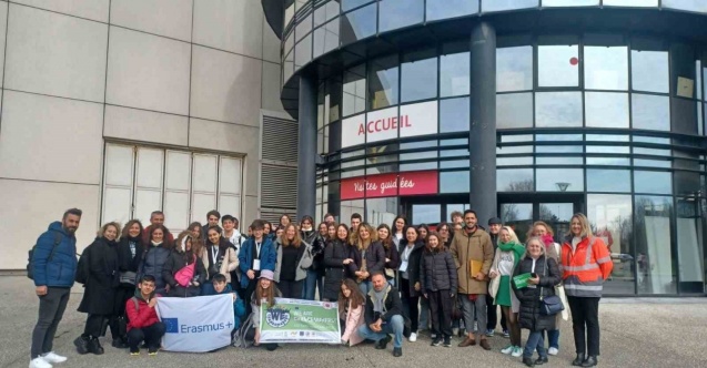 Köşk 100. Yıl Atatürk Ortaokulu Fransa’daki eğitime katıldı