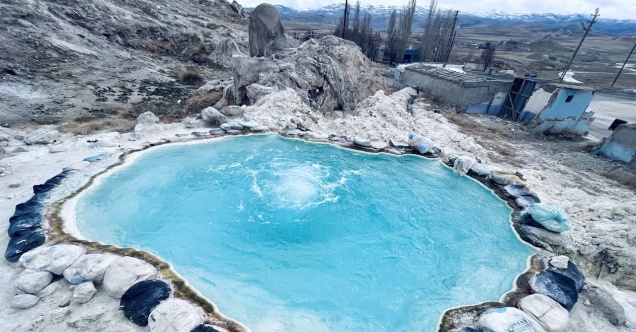 Dört mevsim sıcak suyuyla şifa arayanların adresi: “Diyadin Kaplıcaları”