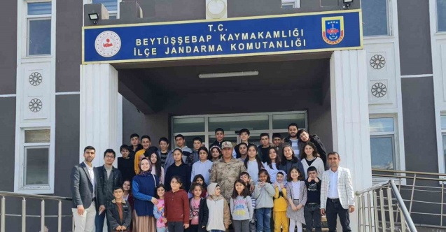 Jandarma ekipleri Şırnaklı öğrencileri ağırladı