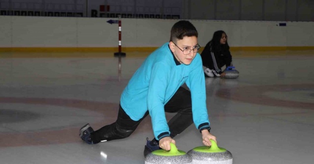 ’Buzda Satranç Curling Projesi’nde 1300 öğrenciye eğitim