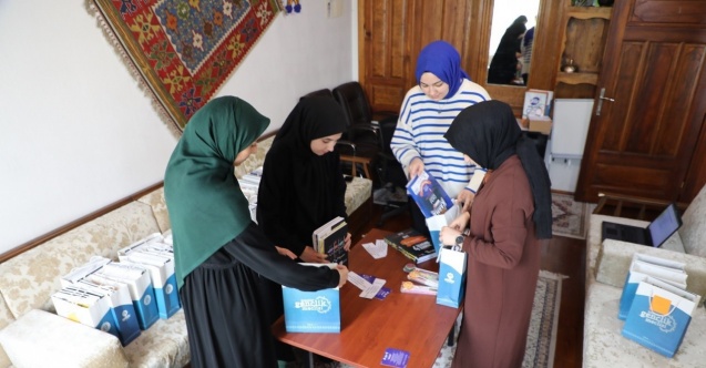 Depremzede öğrenciler için başlatılan kitap kampanyası devam ediyor