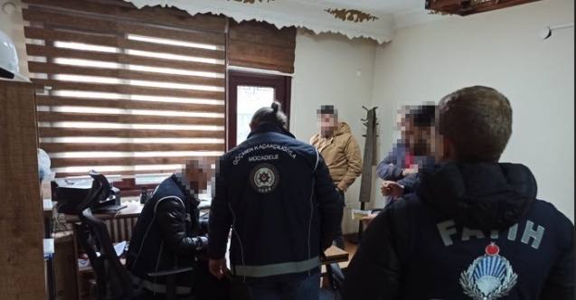 Fatih’te sahte belgelerle yabancı şahıslara ikamet alan iş yerlerine baskın