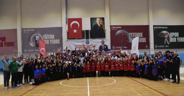Türkiye İşitme Engelliler Voleybol Türkiye Şampiyonası final maçları ile sona erdi