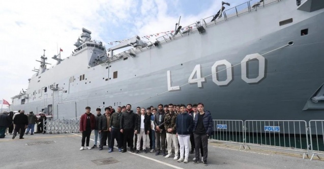 Öğrenciler TCG Anadolu’ya hayran kaldı