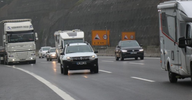 TEM Otoyolu Bolu geçişinde bayram yoğunluğu