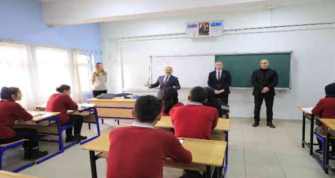 Ağrı Valisi Varol’un yoğun mesaisi