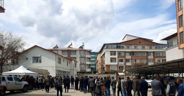 Bingöl’de 10 bin fidan dağıtıldı