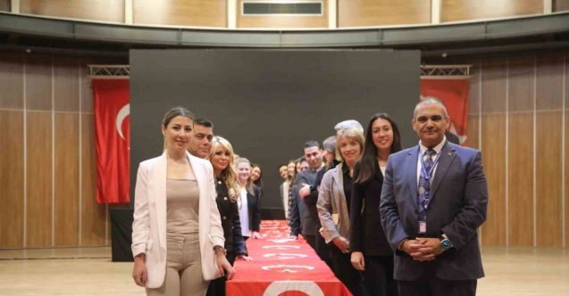 Belediyede memurluğa geçenler yemin etti