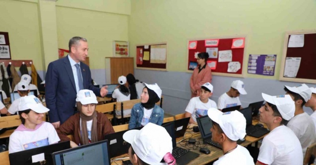 Ağrı İl Milli Eğitim Müdürü Kökrek, öğrenciler ile buluştu