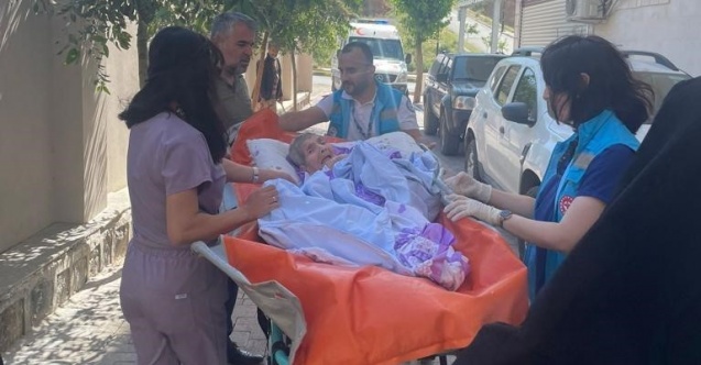 Evde sağlık hizmetleri ekiplerinin yardımıyla oy kullandı