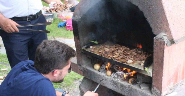 Afyonkarahisar’da oylarını kullananlar piknik alanlarına koştu