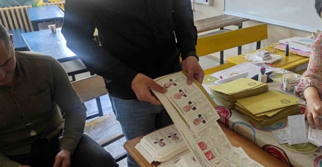 Oy verme işleminin sona erdiği Sason’da oyların sayımına başlandı
