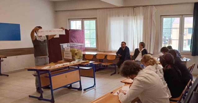 Sandıklar kapandı oy saymaya geçildi