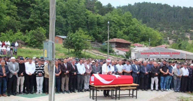 Kalp krizinden hayatını kaybeden asker son yolculuğuna uğurlandı