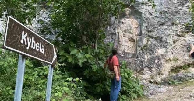 2 bin yıllık Kibele kabartmasını görmeye gelenler hüsranla karşılaşıyor