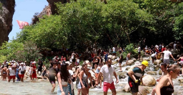 Saklıkent Kanyonunda turist bereketi