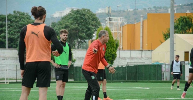 Efeler, sezon öncesi 3 hazırlık maçı yapacak