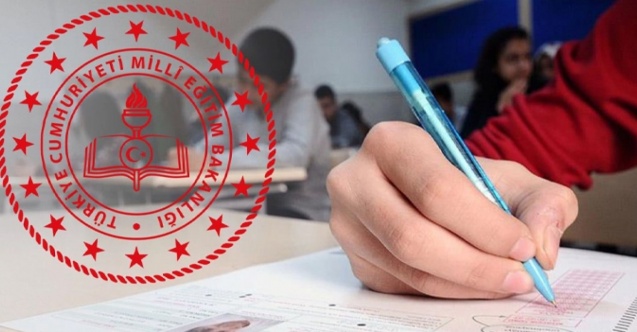 Cumhuriyet'in 100. Yılı Kutlamaları İçin Sınavlar Ertelendi: Öğrenciler ve Öğretmenler Kutlamalara Daha Aktif Katılacaklar!