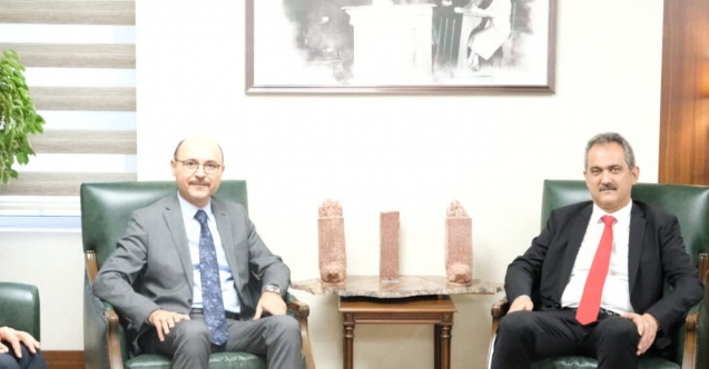 Öğretmenlik Meslek Kanununa Son Şekil Veriliyor! Mahmut Özer'den Türk-Eğitim Sen'e Ziyaret!