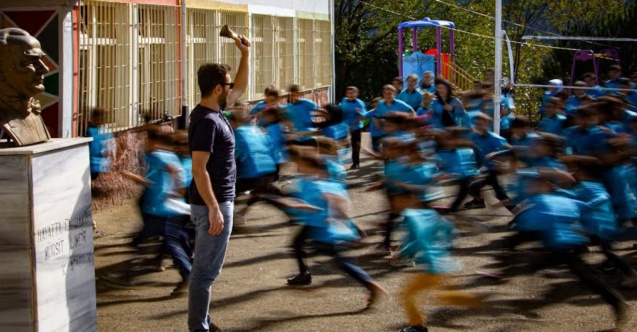 Öğretmenler arasında yapılan resim yarışmasının dereceye girenleri açıklandı!