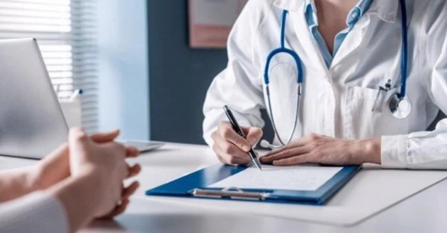 Bir hekim günde bin rapora imza atıyor!