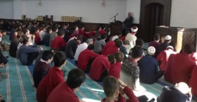 İlçe Milli Eğitim Müdürlüğünden örnek uygulama! Ders saatleri cuma namazına göre düzenlenecek