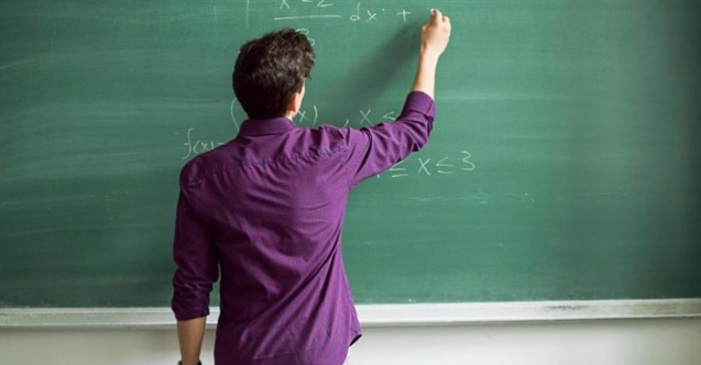 Öğrencilerine verdiği ödev dolayısıyla görevden alındı!