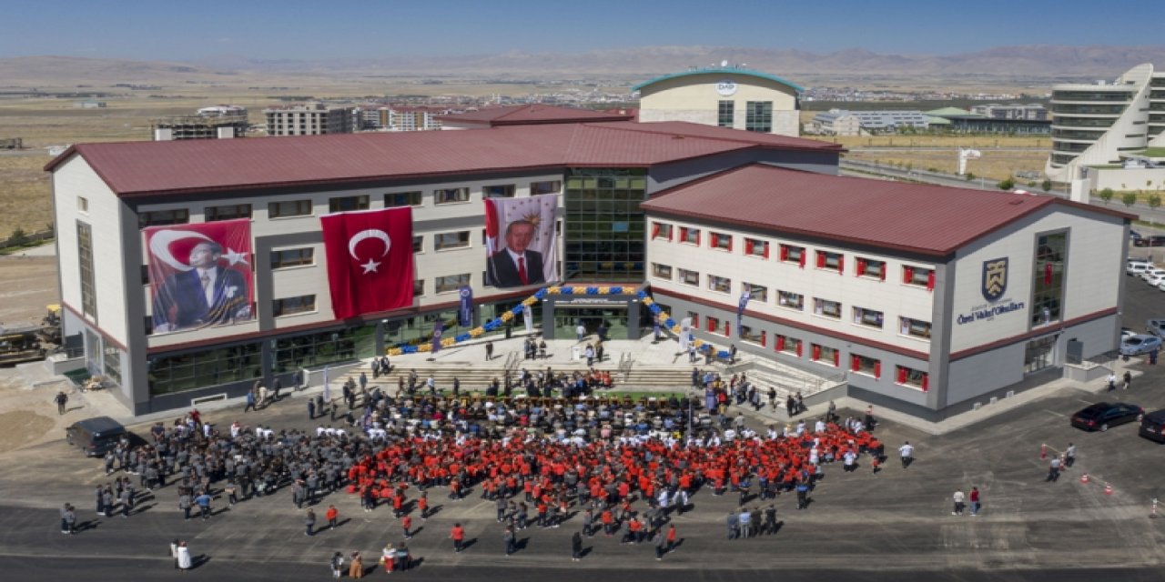 Vakıf okuluna bak! Yüzde 300 zam yetmedi, kredi kartına tek çekim istiyor!