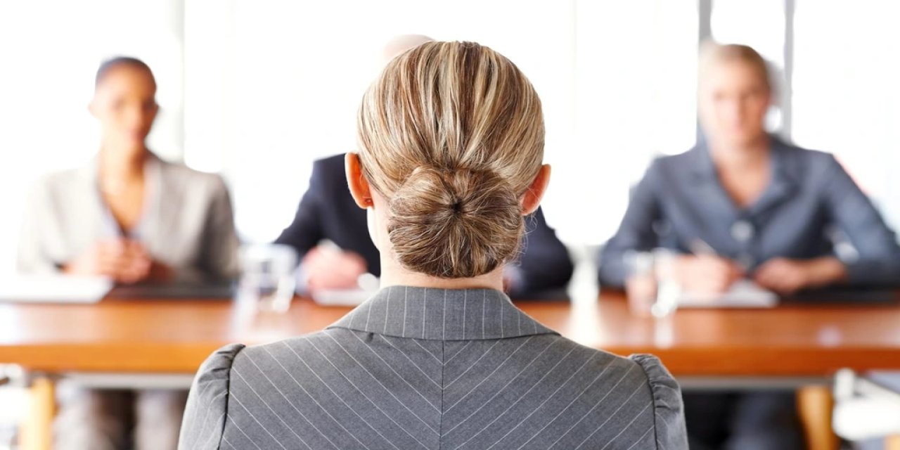 MÜLAKAT DEMEK, TORPİL DEMEK