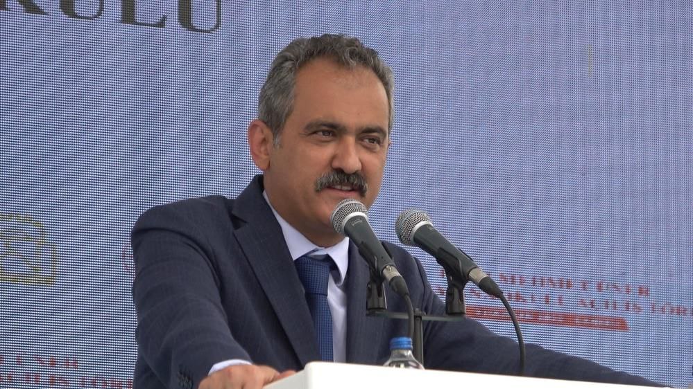 MAHMUT ÖZER 76'NCI MADDEYİ O KADAR ÇOK SEVDİ Kİ!