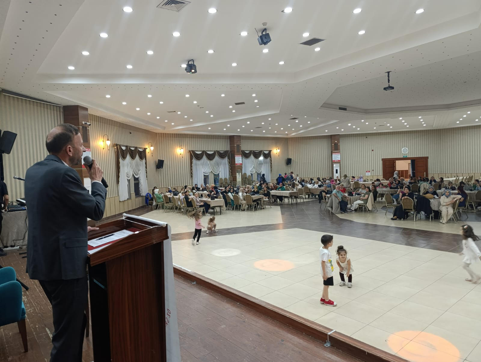 Öz Sağlık İş Sendikası Kocaeli Şubesi, Kadın Üyeleriyle Buluştu!