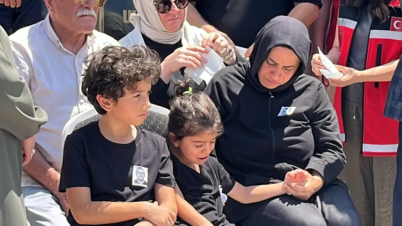 Mahir Öğretmene Gözyaşları ile Veda!