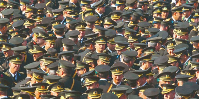 TSK'da gözler YAŞ toplantısında