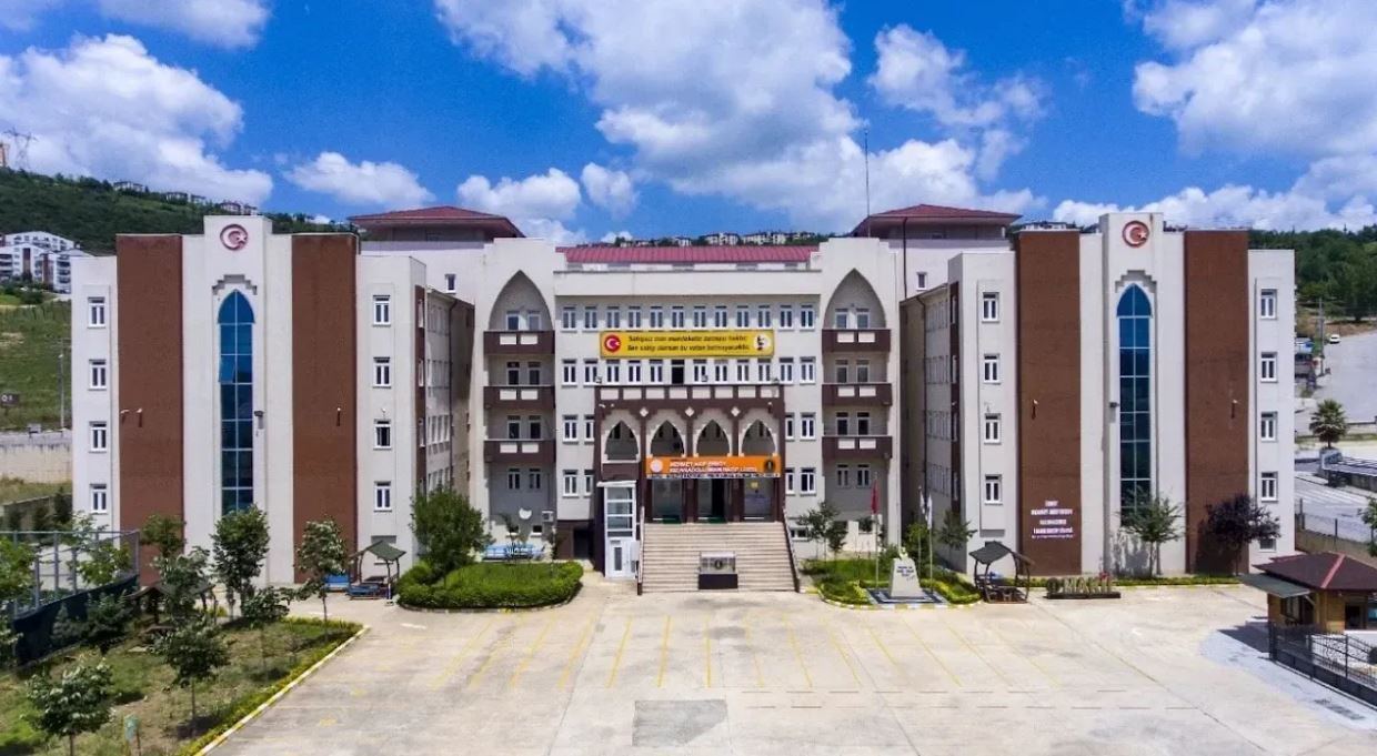 Müdür atamalarını bile beceremedik!