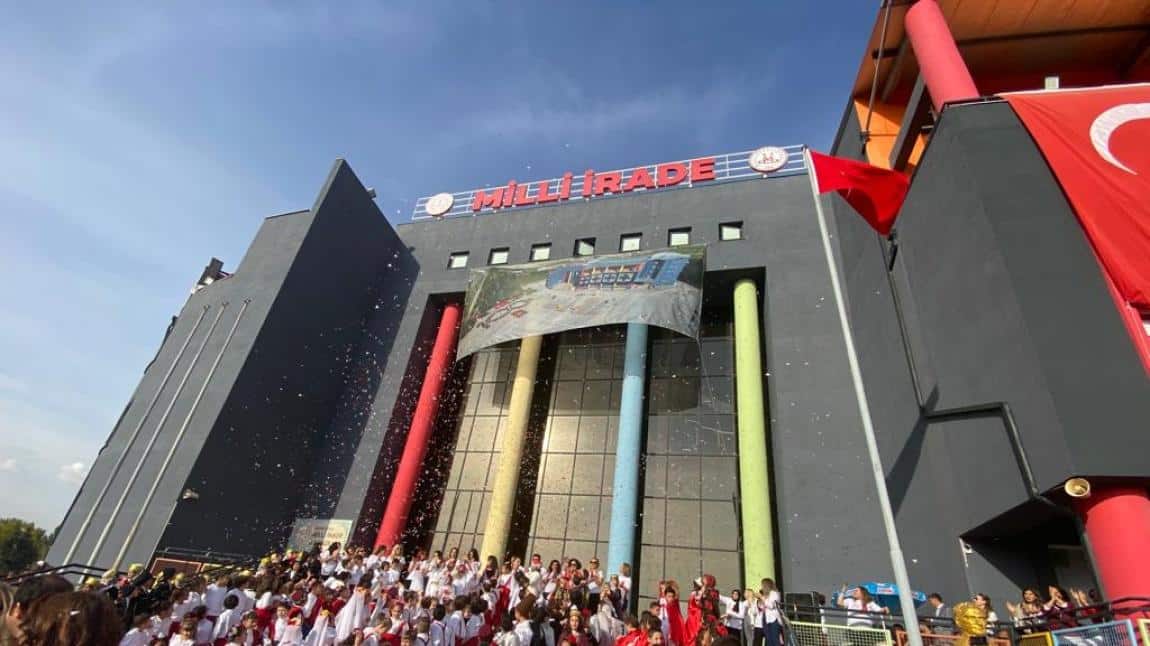 Eskişehir'de Milli İrade İlkokulu velileri isyanda