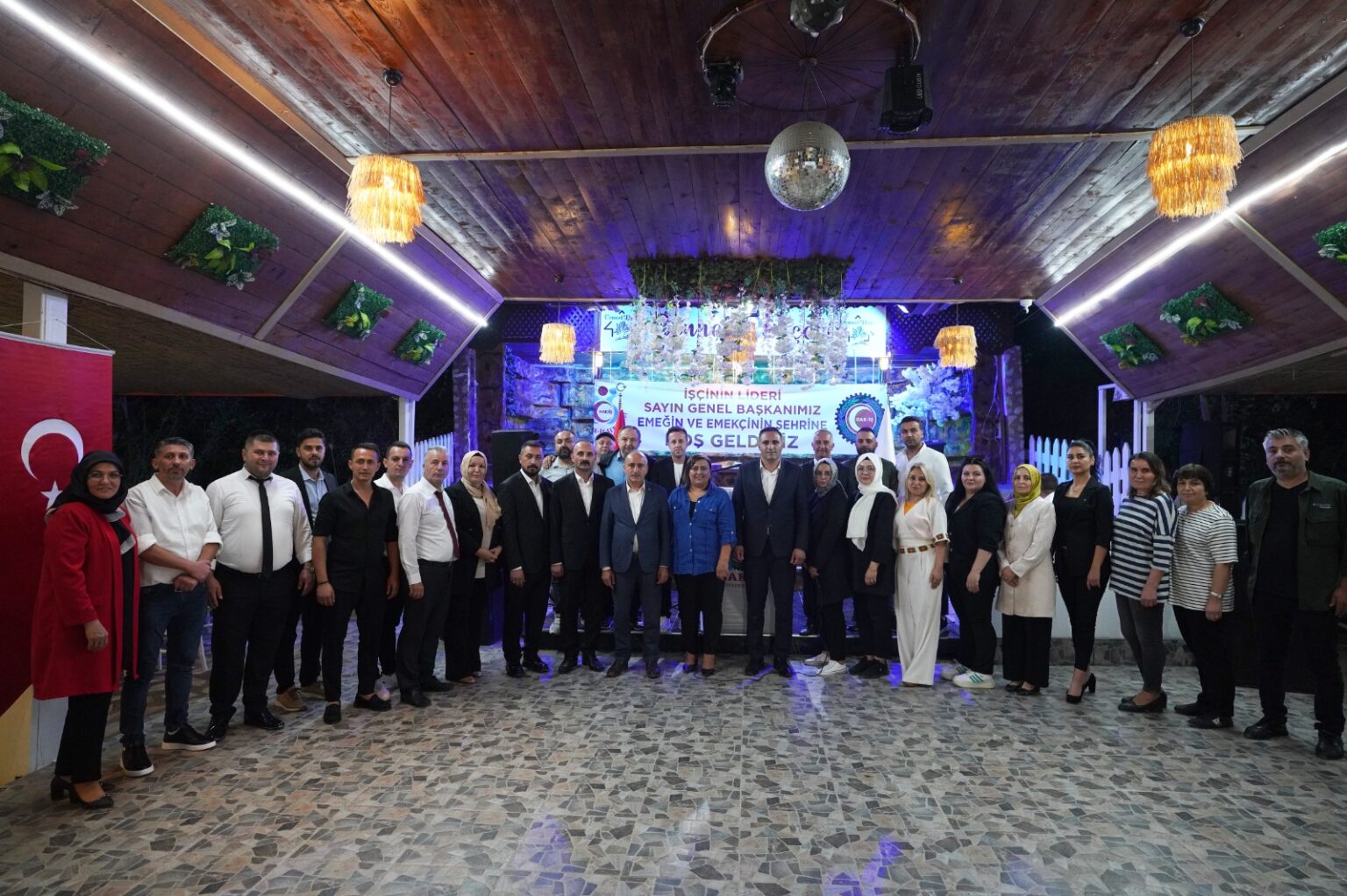 Devlet Sert Karabük'te Sağlık ve Sosyal Hizmet İşçileriyle Bir Araya Geldi