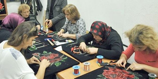 Halk Eğitim Merkezlerinde Kurslar 1 Aydır Açılamıyor