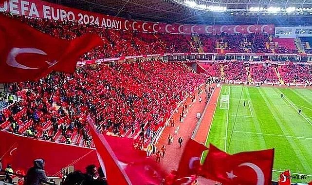 İzlanda-Türkiye Milli Maç Ertelendi mi? Karar Açıklandı