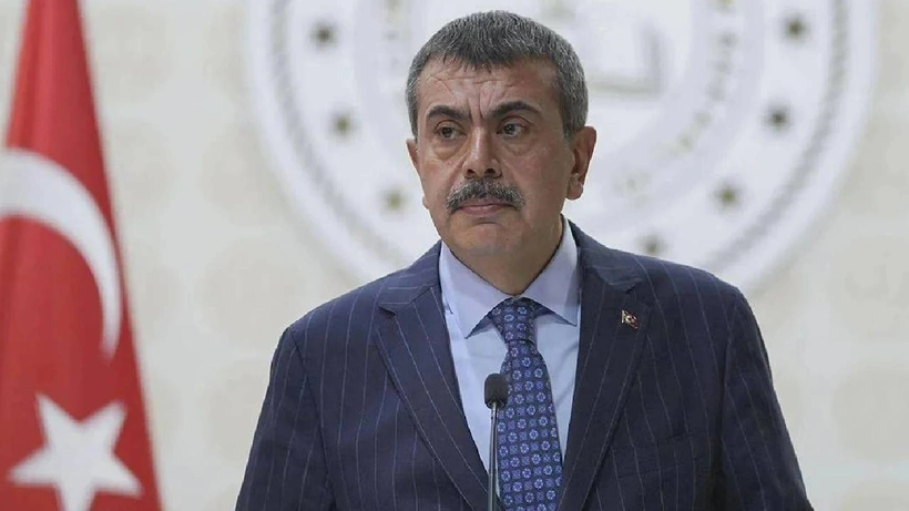 Bakan Tekin: " Laiklik Tartışmasını Ben Açmadım"