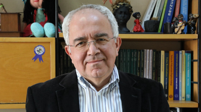 O Profesör: "2024’te Üç Cinsiyet Değiştirme Ameliyatı Yaptık!"