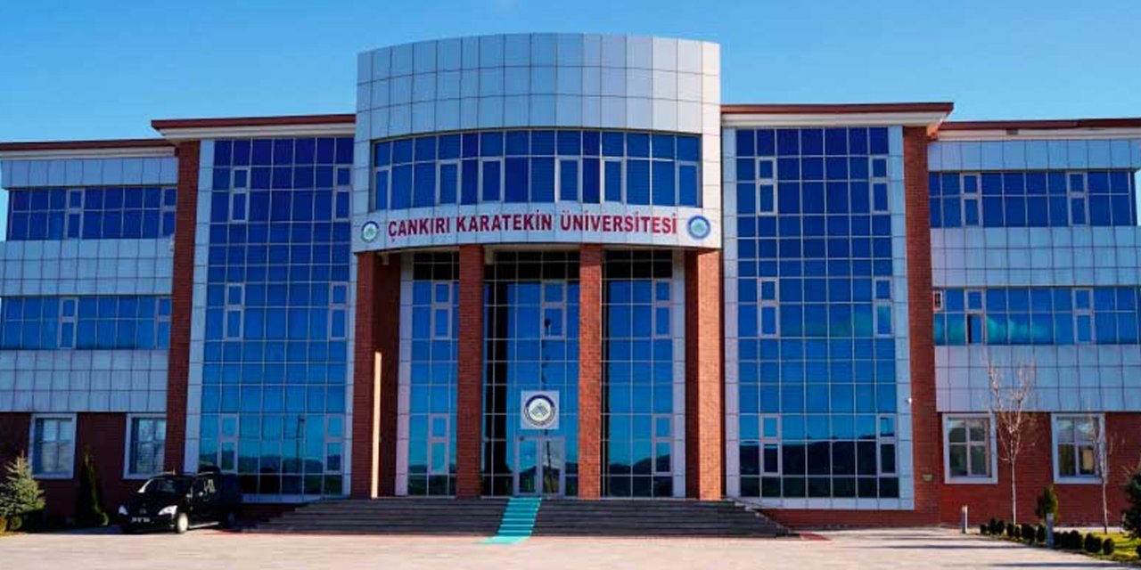 Üniversite Rektörü'nden Eğitim-Bir-Sen Üyelerine Mobing İddiası