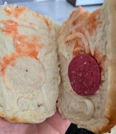 İşte Okullardaki 55 TL'lik Tost!