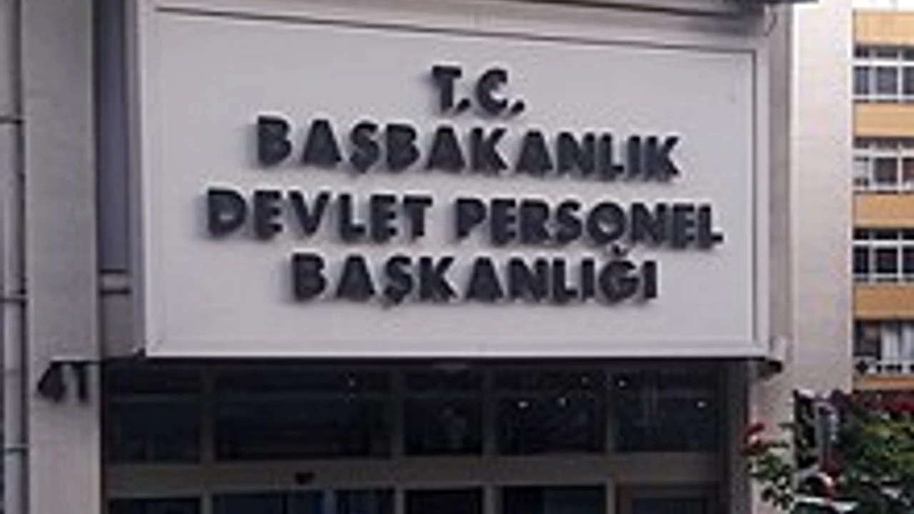 Kamu-Sen: Devlet Personel Başkanlığı benzeri bir kurum kurulmalıdır