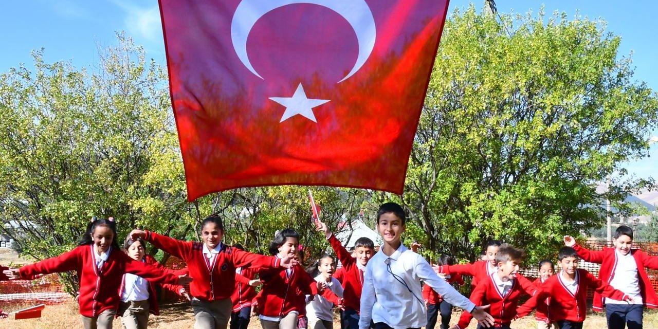 MEB'in 23 Nisan'a Özel Programı Belli Oldu