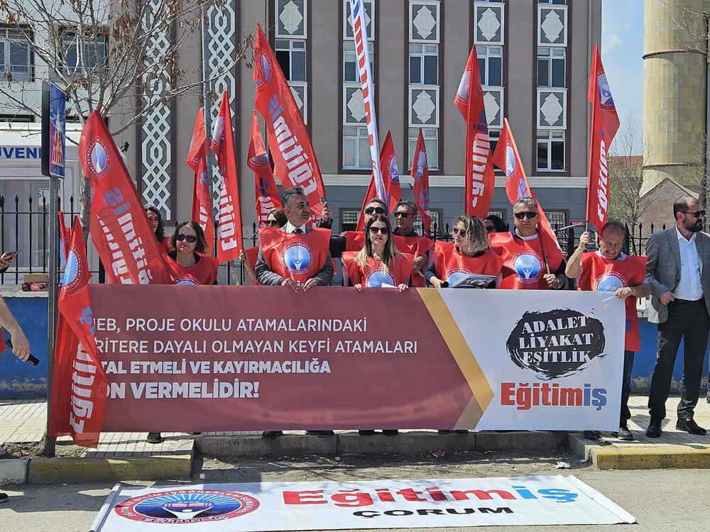 Eğitim İş, Okulları Baskı Kalelerine Çeviremezsiniz!Eğitim